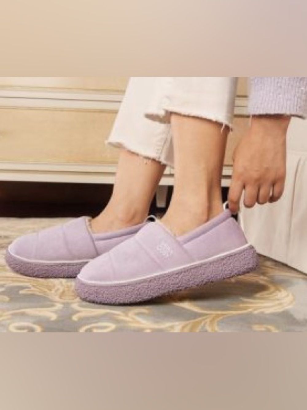 (D) VERA COSY Women's Comfortable Slip-On Slippers in Lavender, Size 9/10